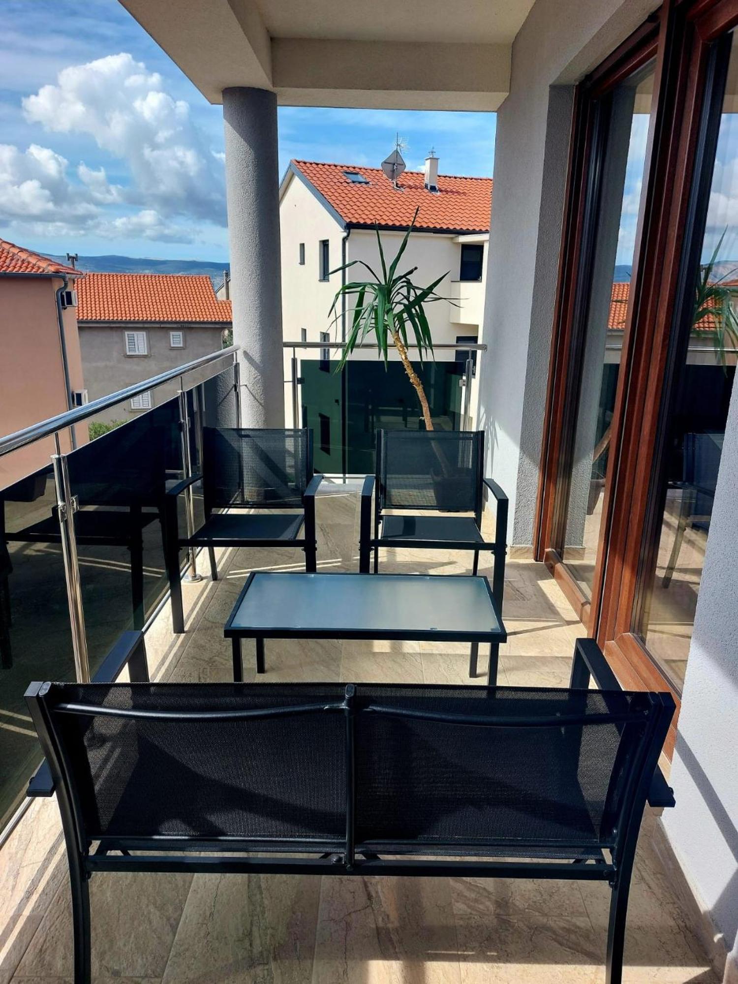Apartmani Ivana Novi Нови-Винодолски Экстерьер фото